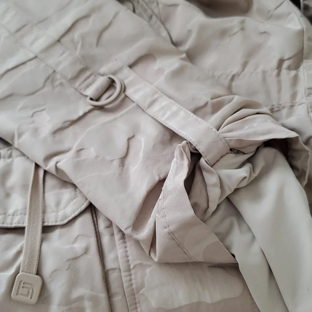 Blanc Noir Camo Anorak Jacket Hooded Pumice Stone Taupe Tan Size XS Reg. $229 - Picture 13 of 15